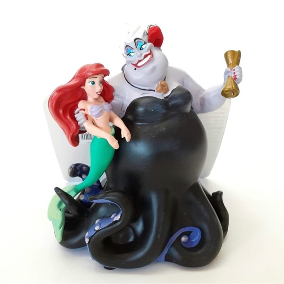 🎄Disney The Little Mermaid Ursula & Ariel Sketchbook Ornament plays music NWT - Picture 1 of 7